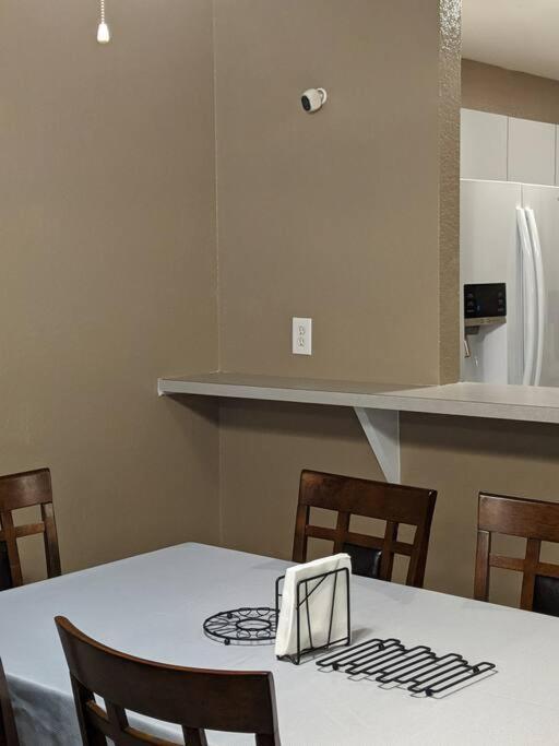 Snowbirds Escape / Vacation Gateway #A Appartement Englewood Buitenkant foto